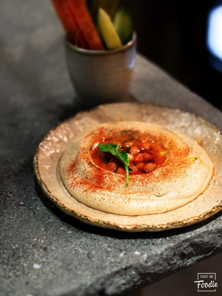 Hummus HONEST GREENS restaurante comida sana madrid